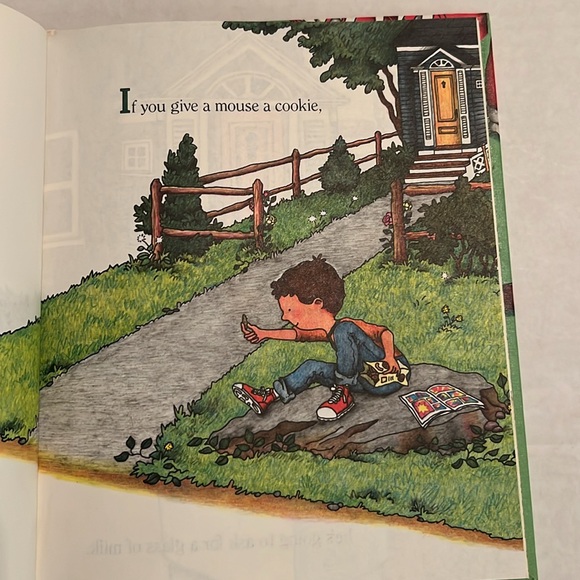If You Give A Mouse A Cookie Vintage hardcover picture book 1985 EUC - Picture 5 of 5
